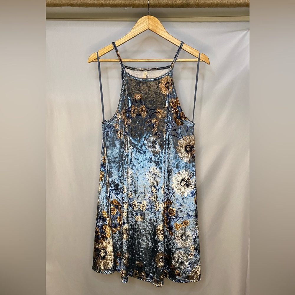 Wishlist, Blue and Yellow Floral Tank Top, Size Large